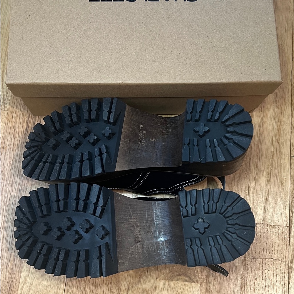 Charlotte Stone Loni Clogs in Black - Picture 5 of 8